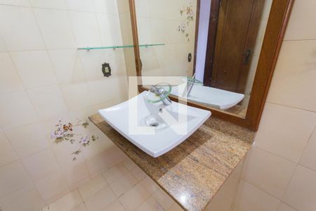 Casa de condomínio à venda com 503m², 4 quartos e 5 vagasBanheiro da Suíte 3