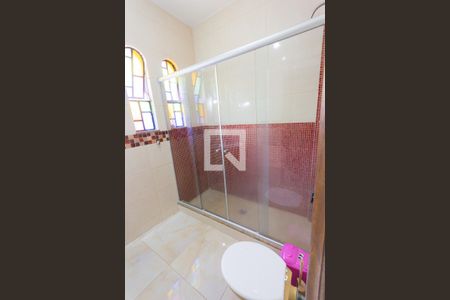 Casa de condomínio à venda com 503m², 4 quartos e 5 vagasBanheiro Social