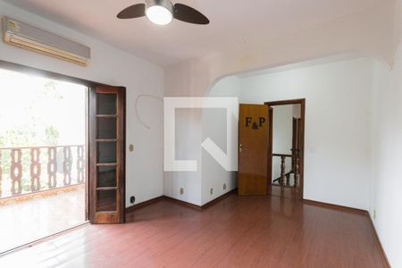 Casa de condomínio à venda com 503m², 4 quartos e 5 vagasSuíte 2