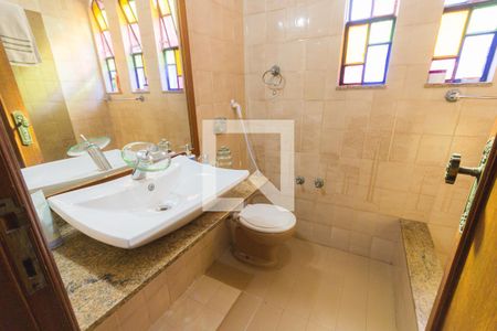 Casa de condomínio à venda com 503m², 4 quartos e 5 vagasBanheiro da Suíte 1