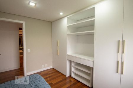 Apartamento à venda com 162m², 3 quartos e 2 vagasQuarto 2