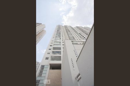 Apartamento à venda com 65m², 2 quartos e 1 vagaFachada