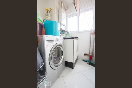 Apartamento à venda com 65m², 2 quartos e 1 vagaÁrea de Serviço