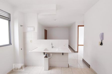 Apartamento à venda com 43m², 2 quartos e 1 vagaCozinha e Área de Serviço