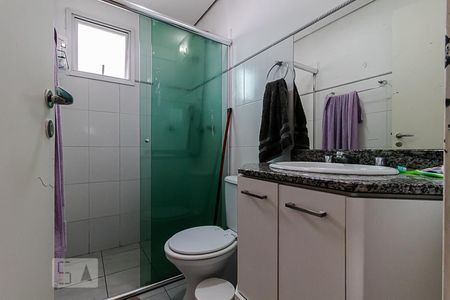 Apartamento à venda com 69m², 2 quartos e 1 vaga Apartamento à venda com 69m², 2 quartos e 1 vagaBanheiro da Suíte