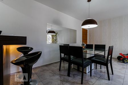 Apartamento à venda com 69m², 2 quartos e 1 vaga Apartamento à venda com 69m², 2 quartos e 1 vagaSala