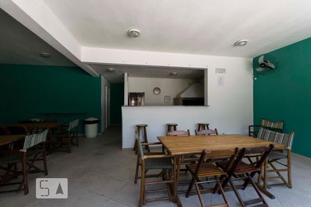 Apartamento à venda com 69m², 2 quartos e 1 vaga Apartamento à venda com 69m², 2 quartos e 1 vagaChurrasqueira