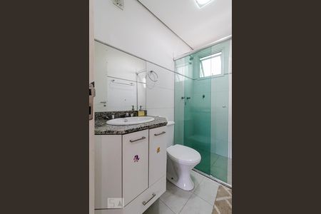 Apartamento à venda com 69m², 2 quartos e 1 vaga Apartamento à venda com 69m², 2 quartos e 1 vagaBanheiro