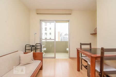 Sala de apartamento para alugar com 1 quarto, 40m² em Morro dos Ingleses, São Paulo