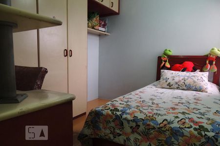 Apartamento à venda com 79m², 3 quartos e 1 vagaQuarto 2 - Armário