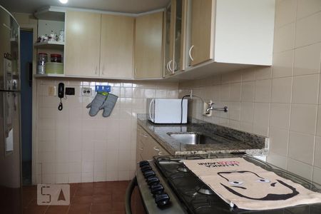 Apartamento à venda com 79m², 3 quartos e 1 vagaCozinha - Armários