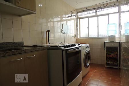 Apartamento à venda com 79m², 3 quartos e 1 vagaCozinha e Área de Serviço