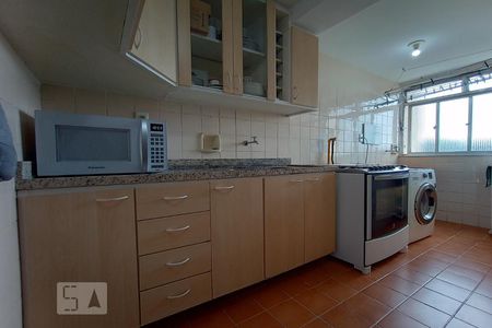 Apartamento à venda com 79m², 3 quartos e 1 vagaCozinha e Área de Serviço