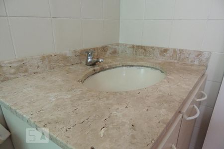 Apartamento à venda com 79m², 3 quartos e 1 vagaBanheiro Social