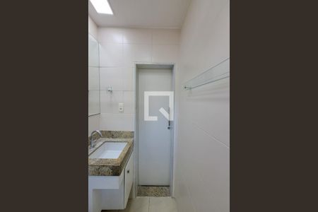 Apartamento para alugar com 90m², 3 quartos e sem vaga Apartamento para alugar com 90m², 3 quartos e sem vagaBanheiro Social