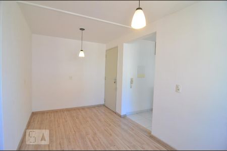 Sala de apartamento à venda com 2 quartos, 43m² em Estância Velha, Canoas