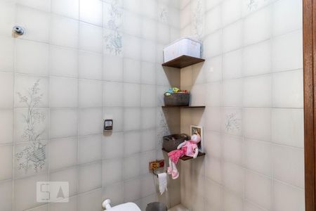 Casa à venda com 280m², 3 quartos e 2 vagasLavabo