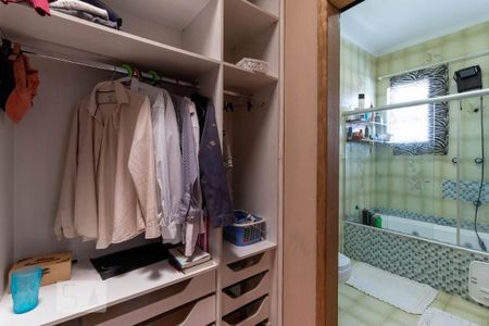 Casa à venda com 280m², 3 quartos e 2 vagasSuíte - Closet 2