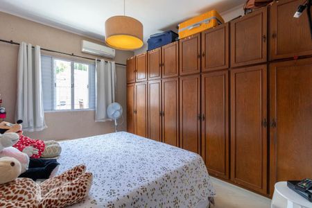 Casa à venda com 280m², 3 quartos e 2 vagasQuarto 2