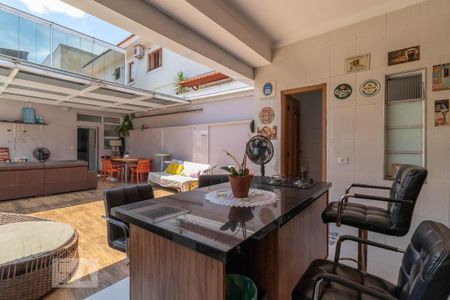Casa à venda com 280m², 3 quartos e 2 vagasChurrasqueira