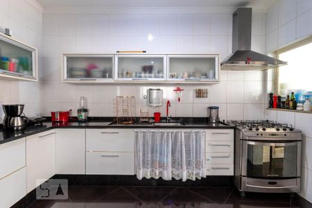 Casa à venda com 280m², 3 quartos e 2 vagasCozinha