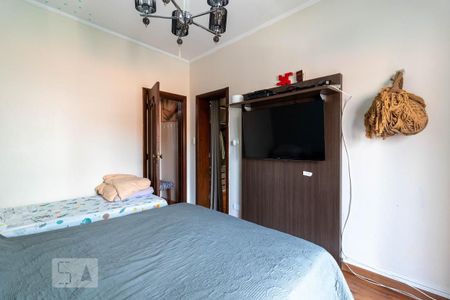 Casa à venda com 280m², 3 quartos e 2 vagasSuíte