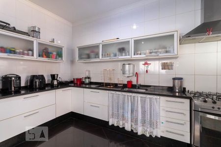 Casa à venda com 280m², 3 quartos e 2 vagasCozinha