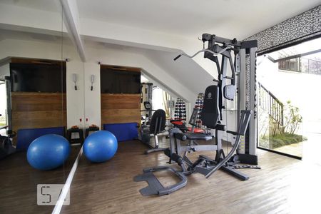 Apartamento à venda com 81m², 3 quartos e 2 vagasAcademia