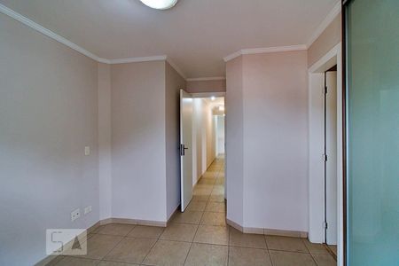 Apartamento à venda com 81m², 3 quartos e 2 vagas Apartamento à venda com 81m², 3 quartos e 2 vagasSuíte