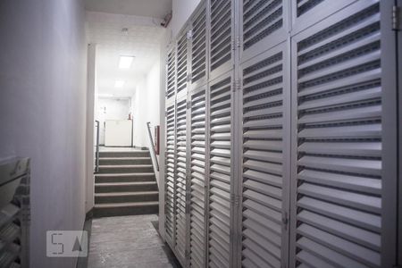 Hall de Entrada de apartamento à venda com 2 quartos, 60m² em Vila Buarque, São Paulo