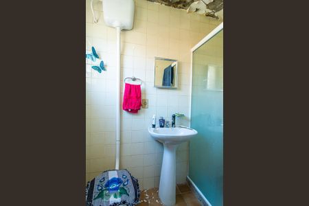 Casa à venda com 180m², 3 quartos e 1 vaga Casa à venda com 180m², 3 quartos e 1 vagaBanheiro da Suíte