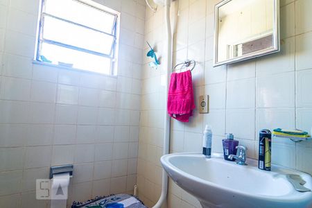 Casa à venda com 180m², 3 quartos e 1 vaga Casa à venda com 180m², 3 quartos e 1 vagaBanheiro da Suíte