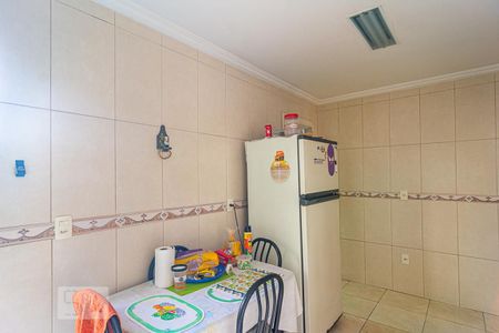 Casa à venda com 180m², 3 quartos e 1 vaga Casa à venda com 180m², 3 quartos e 1 vagaCozinha