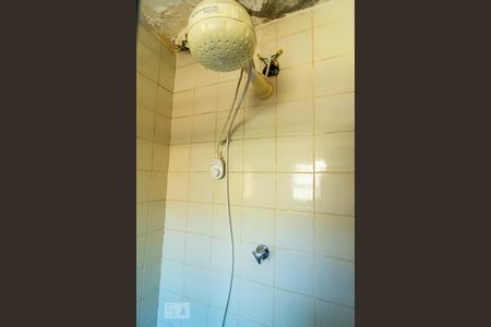 Casa à venda com 180m², 3 quartos e 1 vaga Casa à venda com 180m², 3 quartos e 1 vagaBanheiro da Suíte