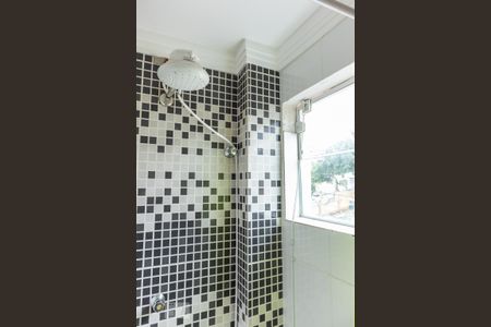 Banheiro de apartamento para alugar com 1 quarto, 28m² em Vila Medeiros, São Paulo