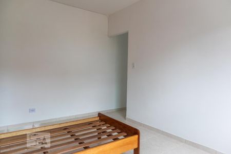 Quarto de apartamento para alugar com 1 quarto, 28m² em Vila Medeiros, São Paulo