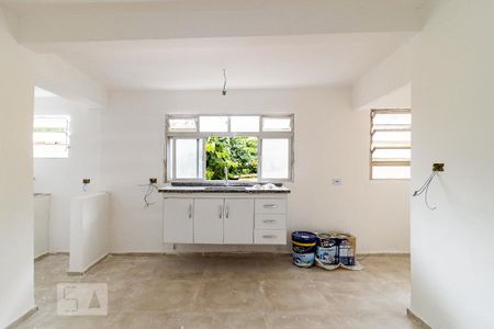 Casa para alugar com 70m², 2 quartos e 1 vaga Casa para alugar com 70m², 2 quartos e 1 vagaCozinha