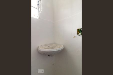 Casa para alugar com 70m², 2 quartos e 1 vaga Casa para alugar com 70m², 2 quartos e 1 vagaBanheiro