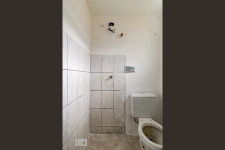 Casa para alugar com 70m², 2 quartos e 1 vaga Casa para alugar com 70m², 2 quartos e 1 vagaBanheiro