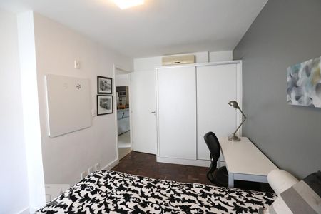 Quarto 1 de apartamento para alugar com 2 quartos, 85m² em Vila Olímpia, São Paulo