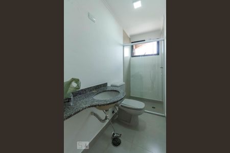 Apartamento para alugar com 105m², 3 quartos e 2 vagas Apartamento para alugar com 105m², 3 quartos e 2 vagasBanheiro da suíte