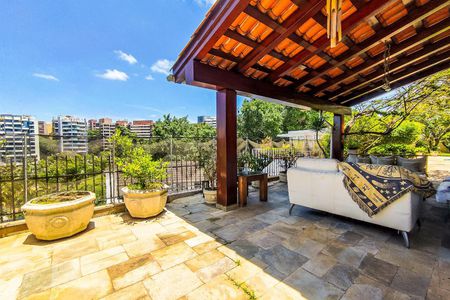 Casa de condomínio à venda com 450m², 4 quartos e 4 vagasJardim