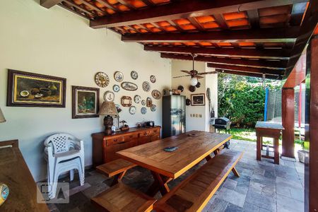 Casa de condomínio à venda com 450m², 4 quartos e 4 vagasvaranda