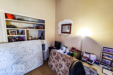 Casa de condomínio à venda com 450m², 4 quartos e 4 vagasQuarto 2