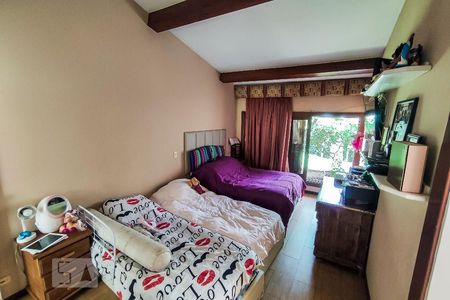 Casa de condomínio à venda com 450m², 4 quartos e 4 vagasSuíte 1