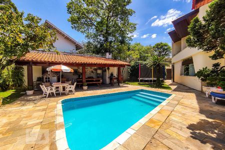 Casa de condomínio à venda com 450m², 4 quartos e 4 vagasvaranda
