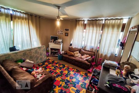 Casa de condomínio à venda com 450m², 4 quartos e 4 vagasSala de Jantar