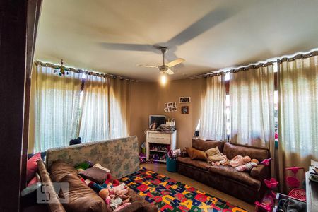 Casa de condomínio à venda com 450m², 4 quartos e 4 vagasSala de Jantar