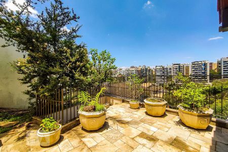 Casa de condomínio à venda com 450m², 4 quartos e 4 vagasJardim