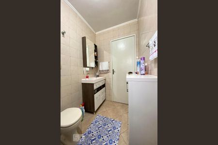 Casa à venda com 120m², 3 quartos e 1 vaga Casa à venda com 120m², 3 quartos e 1 vagaBanheiro